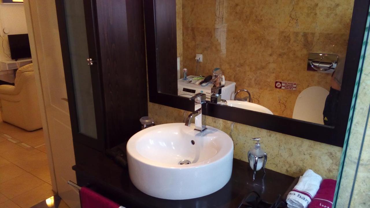 Luxury Apartment In Ano Glyfada أثينا المظهر الخارجي الصورة
